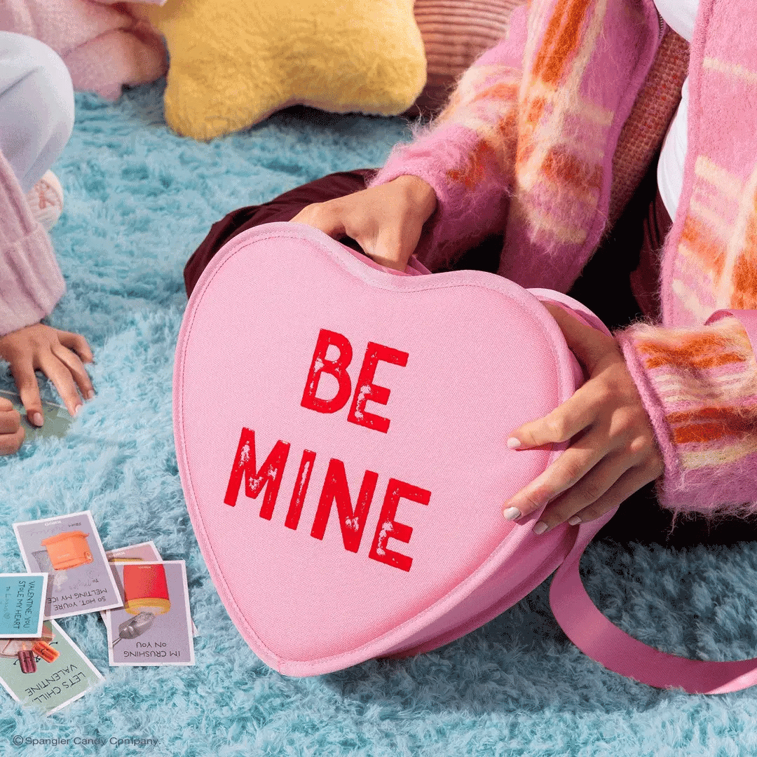 Igloo Camping Cooler Sweethearts Candies Be Mine Cooler Bag - Image 7