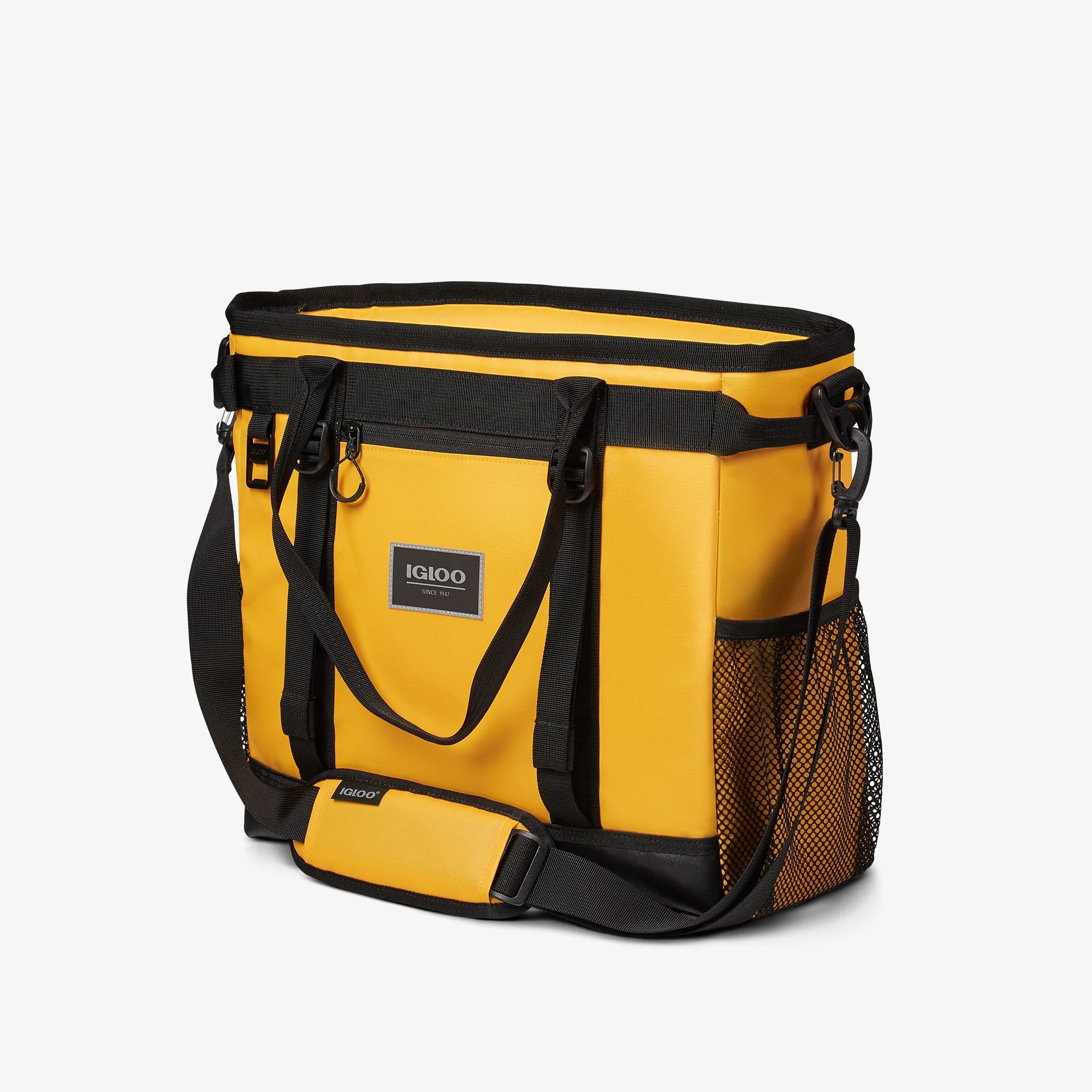 Igloo Camping Cooler Pursuit 30-Can Tote - Image 2
