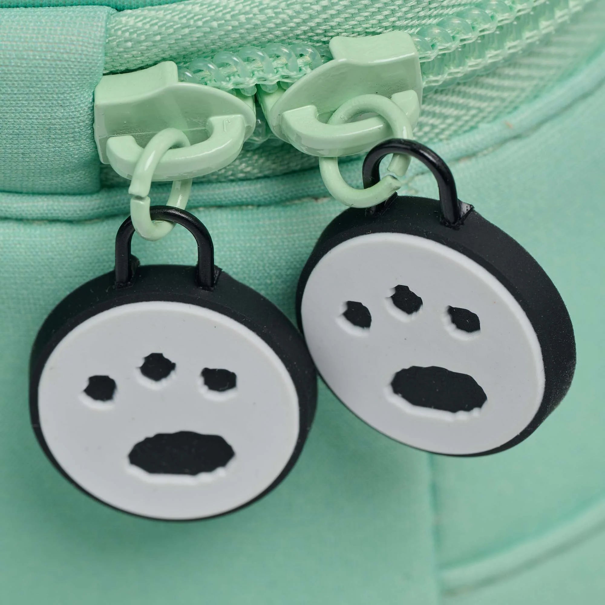 Igloo Camping Cooler Pochacco Square Lunch Cooler Bag - Image 5