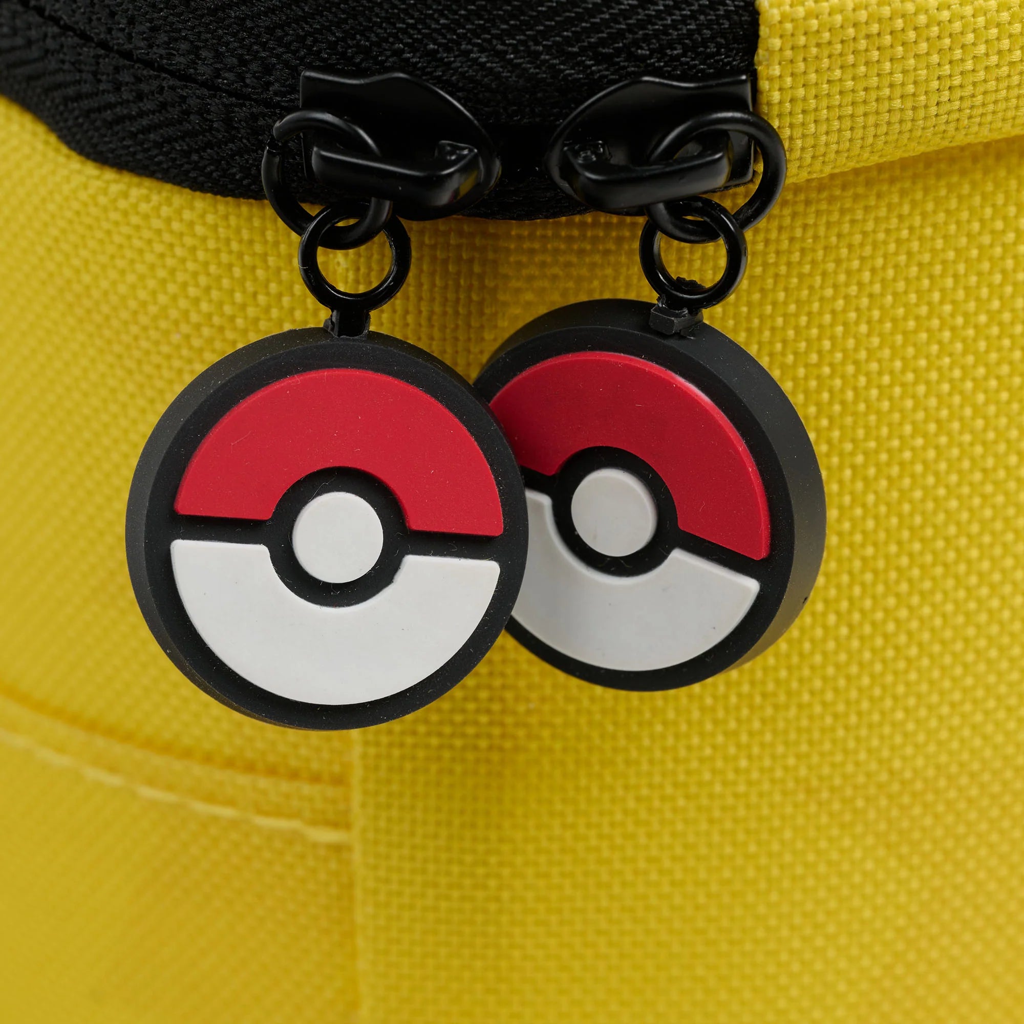 Igloo Camping Cooler Pokmon Pikachu Square Lunch Cooler Bag - Image 5