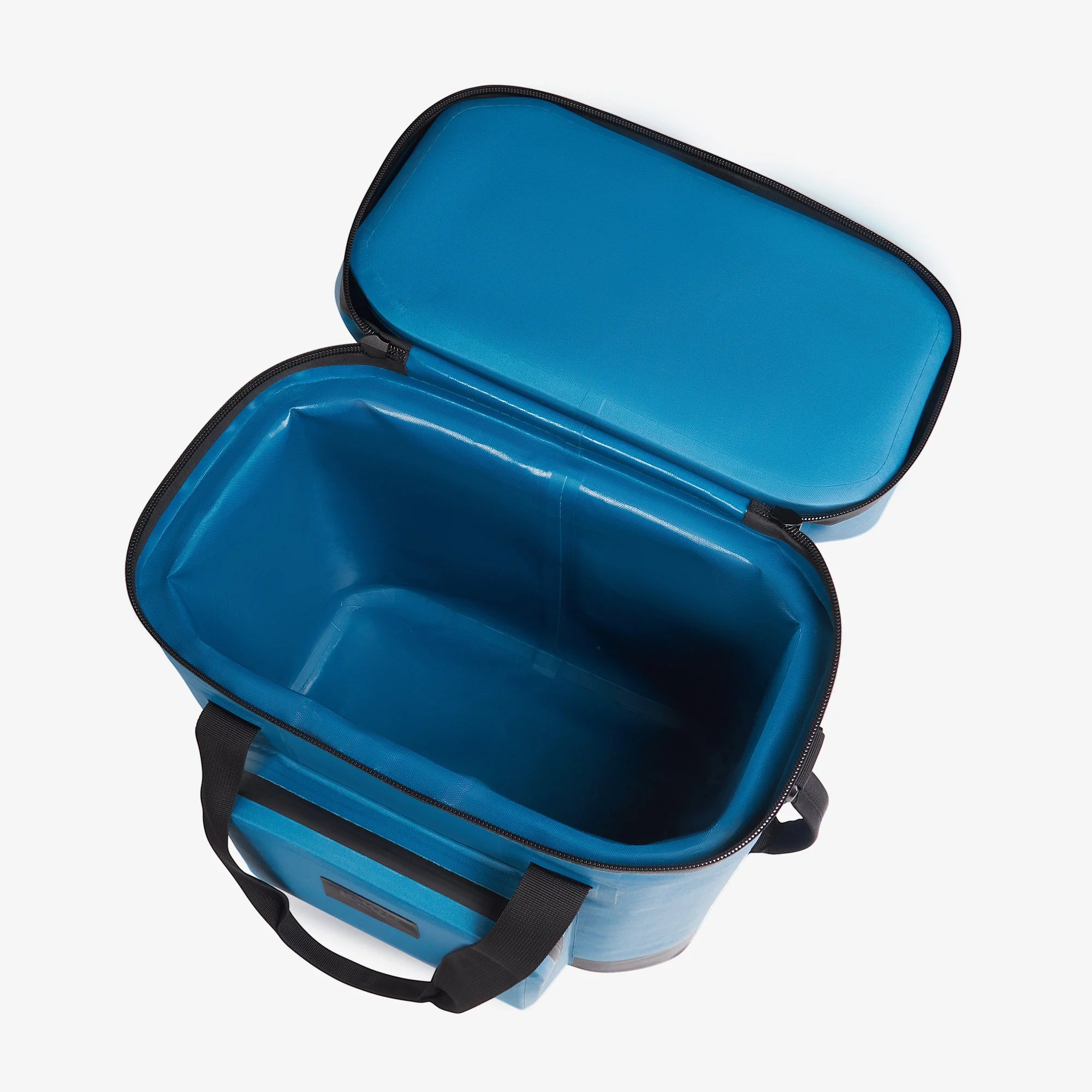 Igloo Camping Cooler Trailmate 30-Can Cooler Bag - Image 31
