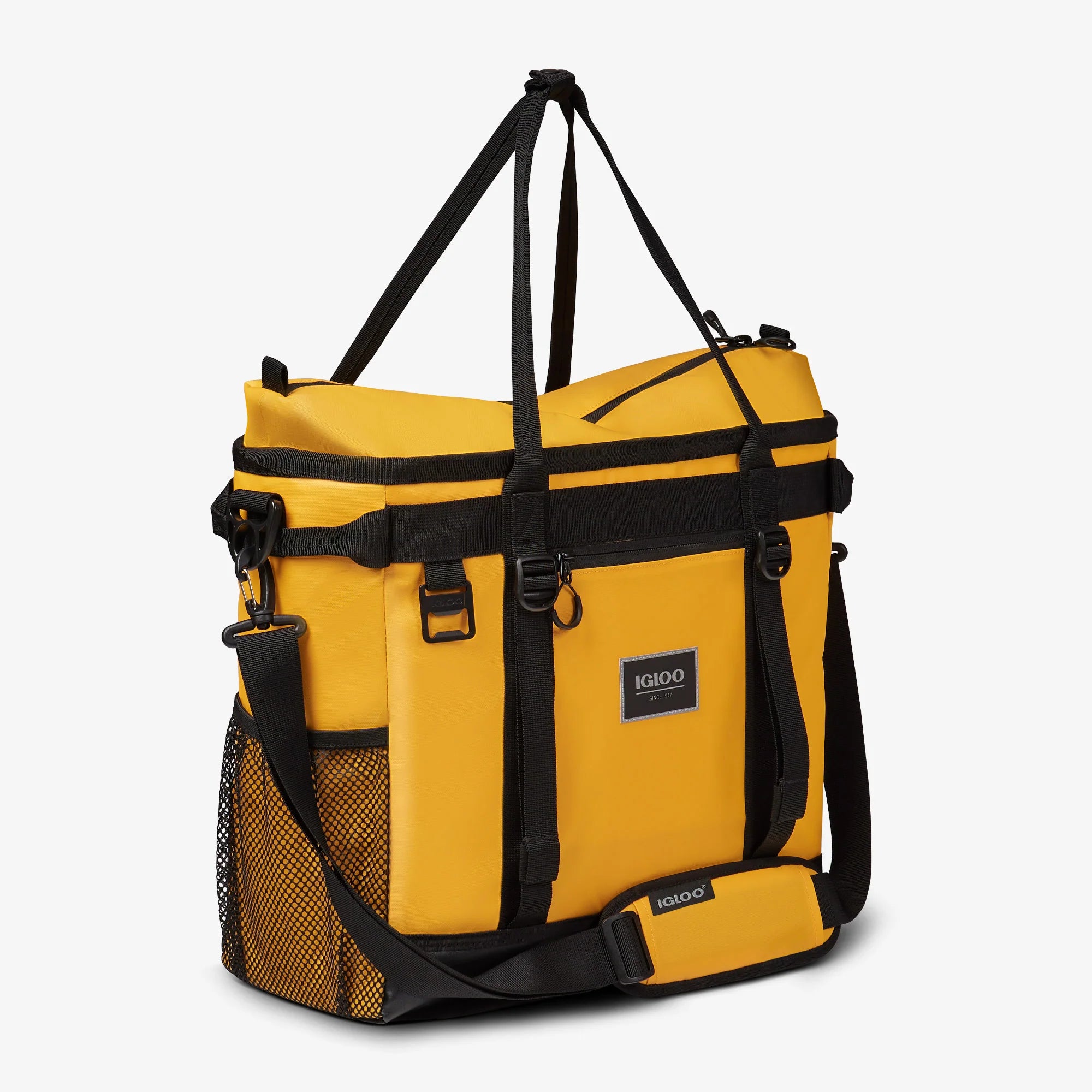 Igloo Camping Cooler Pursuit 30-Can Tote - Image 6